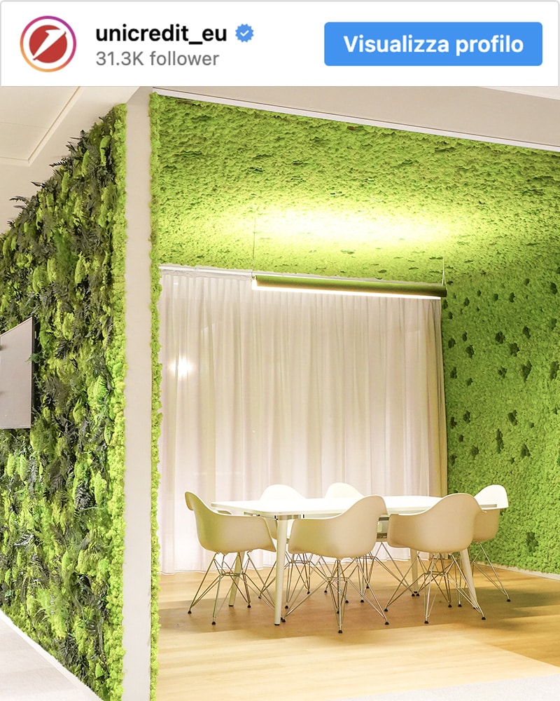 Pannelli fonoassorbenti in verde stabilizzato installati nelle sale riunioni e uffici direzionali UniCredit