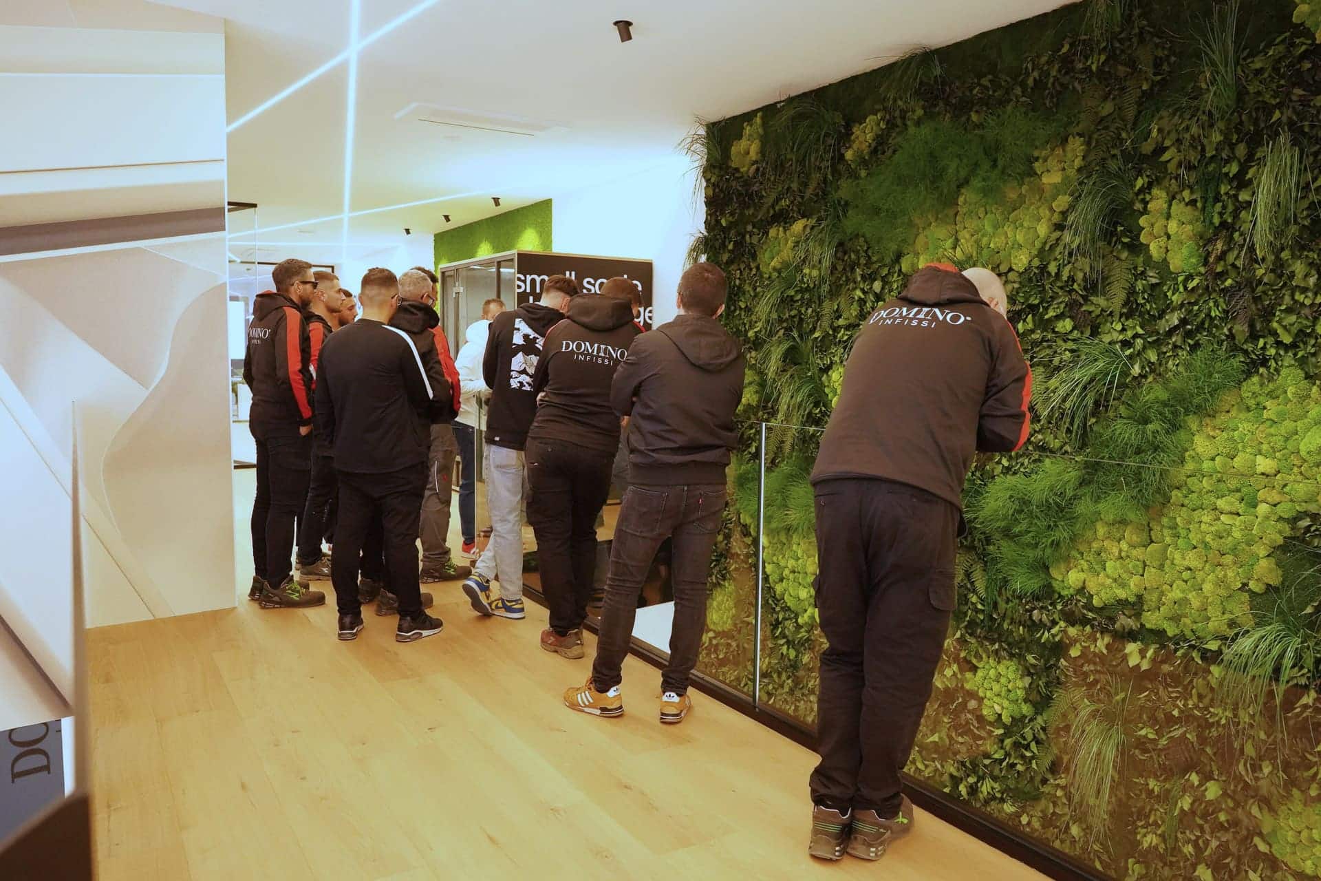 Parete Verde Stabilizzata indoor Reception Domino Infissi
